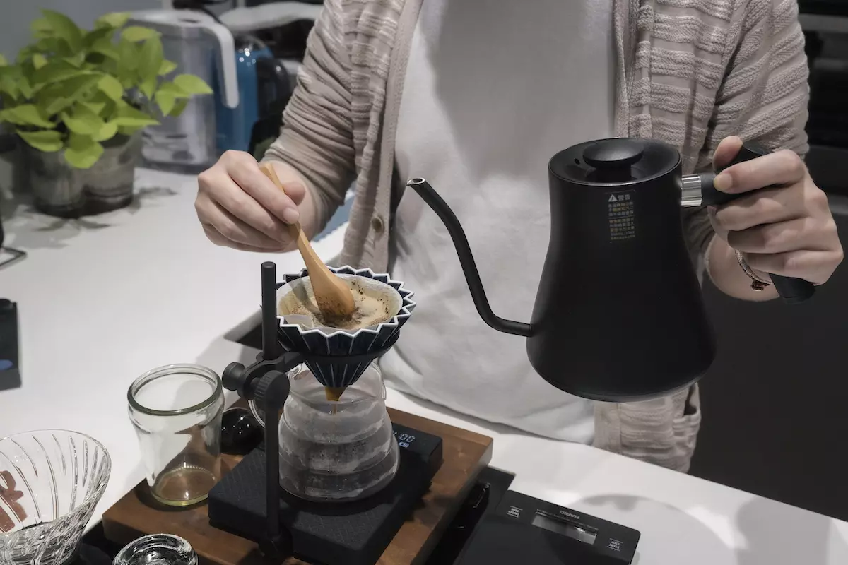 Rossi 的咖啡實驗室：充滿手沖咖啡香的北歐風空間